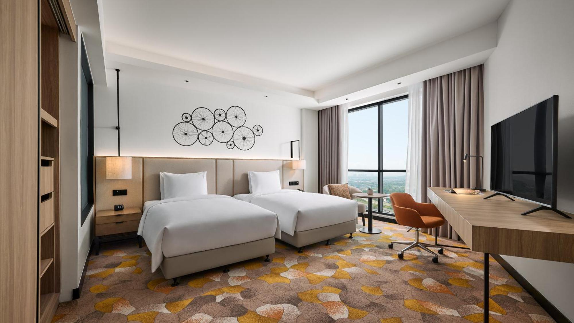 Holiday Inn & Suites Penang Prai By Ihg Bukit Mertajam Exterior photo
