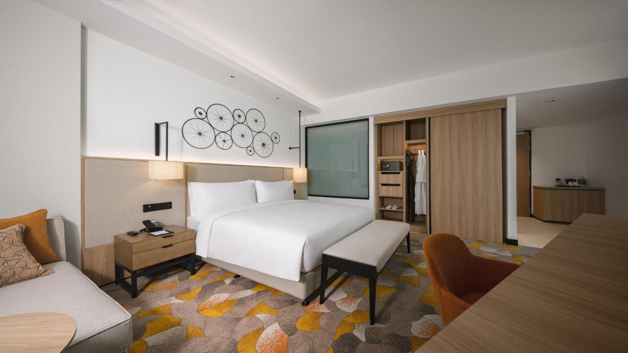 Holiday Inn & Suites Penang Prai By Ihg Bukit Mertajam Exterior photo